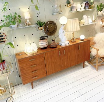 Zes zomer cliënt Vintage dressoir sideboard jaren 60/70 | Sprinkelhop