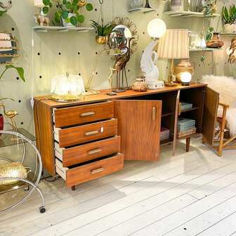 Vintage dressoir sideboard jaren 60/70 | Sprinkelhop