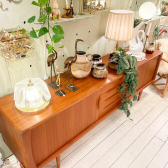 Vintage Deens dressoir sideboard | Sprinkelhop