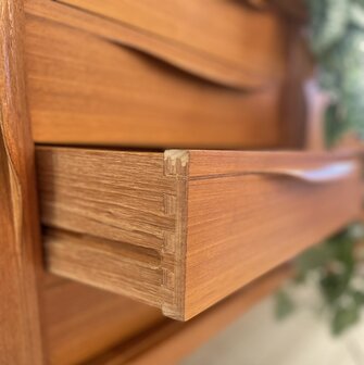 Vintage Deens dressoir sideboard | Sprinkelhop