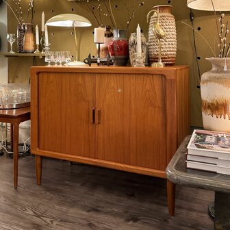 Vintage Deens dressoir CFC Silkeborg tambour deuren sideboard | Sprinkelhop