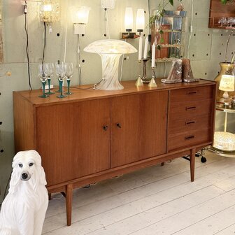 Vintage jaren 60 dressoir sideboard | SprinkelhopVintage jaren 60 dressoir sideboard | Sprinkelhop