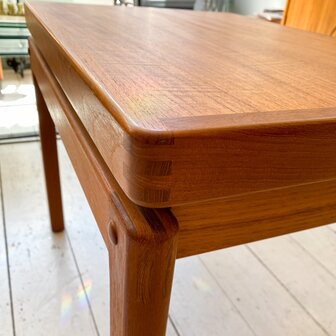 Vintage Deense teakhouten bijzettafel 1970s | Sprinkelhop