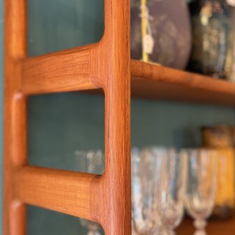 Dyrlund vintage teak houten wandrek | Sprinkelhop
