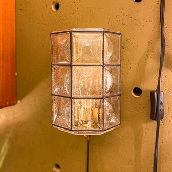 Vintage wandlamp Glashutte Limburg messing zwart glas | Sprinkelhop