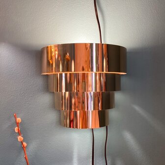 Vintage Estiluz lamel wandlamp 1980s goudkleurig | Sprinkelhop