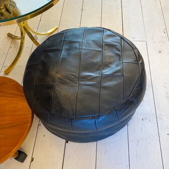 Vintage ronde poef leer bruin | Sprinkelhop