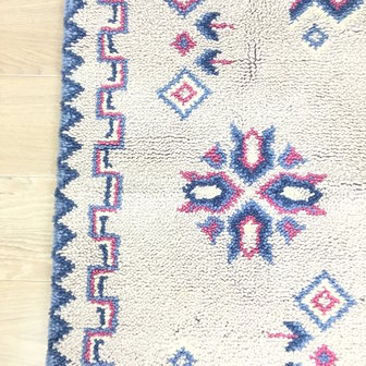 Vintage vloerkleedje roze blauw ecru