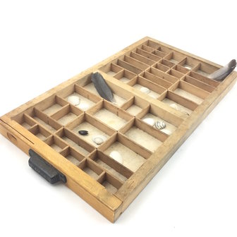 Vintage houten letterbak klein | Sprinkel + Hop