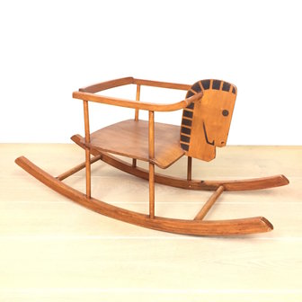 Vintage houten hobbelpaard | Sprinkel + Hop