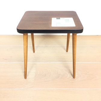 Jaren 50 houten bijzettafel plantentafel moza&iuml;ek | Sprinkel + Hop