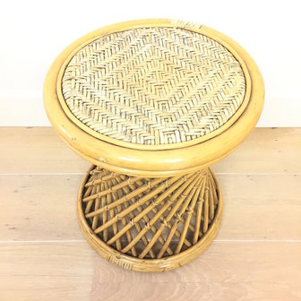 Vintage rotan kruk bijzettafeltje | Sprinkel + Hop