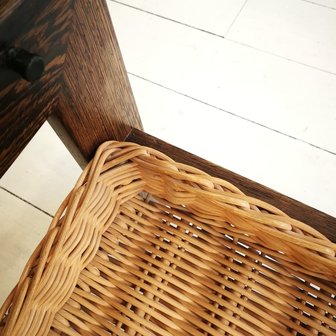 Vierkante rookglazen salontafel wengé hout rotan | Sprinkel + Hop