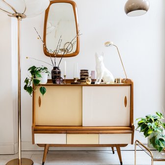 Vintage teak houten wandkast | Sprinkel + Hop