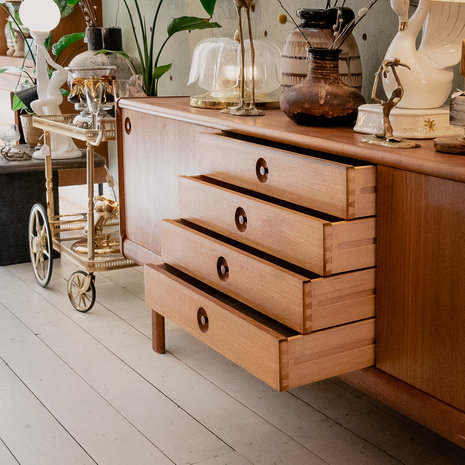 Vintage Deens dressoir sideboard H.W. Klein voor Bramin Møbler | Sprinkelhop