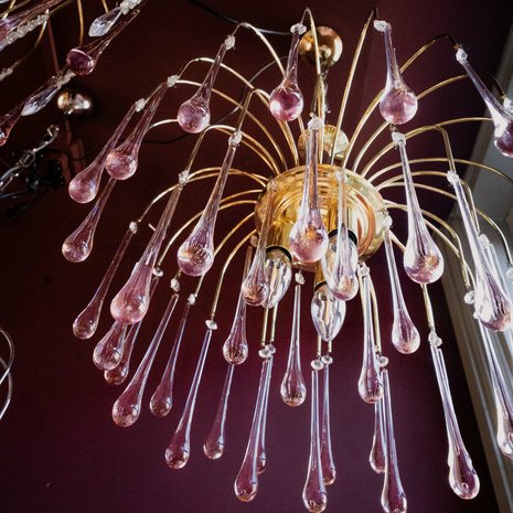 Vintage messing Murano glazen teardrop kroonluchter hanglamp roze | Sprinkelhop