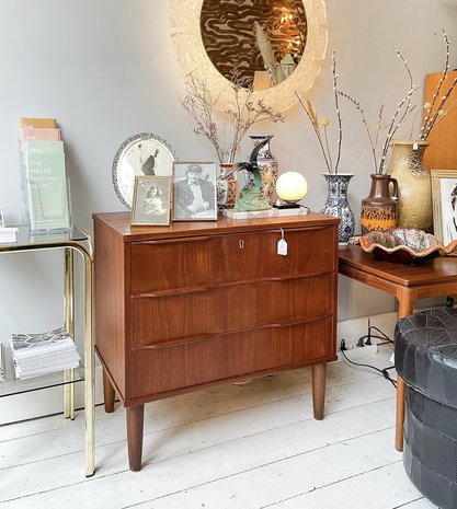 Deens teak ladekastje 3 lades vintage | Sprinkelhop