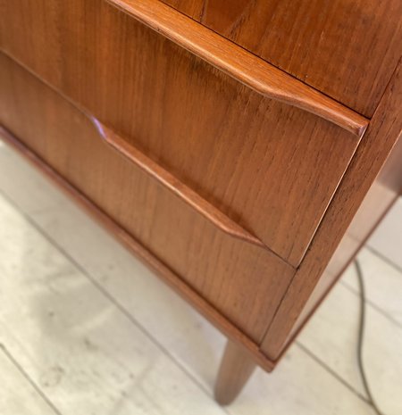 Deens teak ladekastje 3 lades vintage | Sprinkelhop