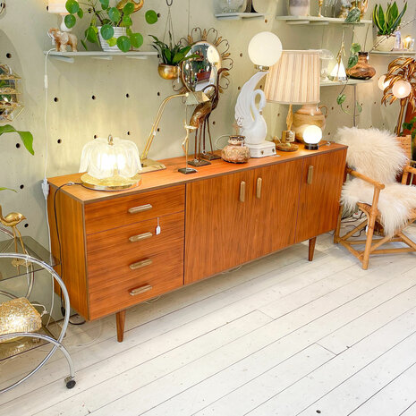 leg uit stel je voor projector Vintage dressoir sideboard jaren 60/70 | Sprinkelhop