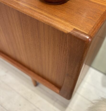 Vintage Deens dressoir sideboard | Sprinkelhop