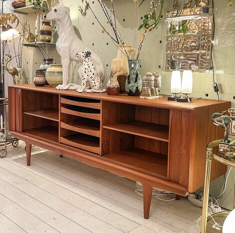 Vintage Deens dressoir sideboard | Sprinkelhop