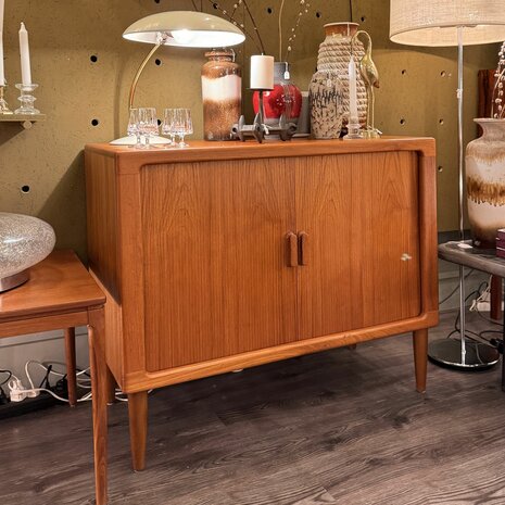 Vintage Deens dressoir CFC Silkeborg tambour deuren sideboard | Sprinkelhop