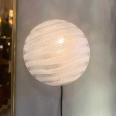 Peill & Putzler zebra gestreepte ronde glazen wandlamp plafondlamp  | Sprinkelhop