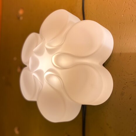 Vintage BEGA Leuchten wandlamp bloemvorm melkglas | Sprinkelhop