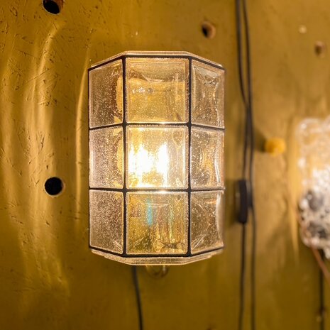 Vintage wandlamp Glashutte Limburg messing zwart glas | Sprinkelhop