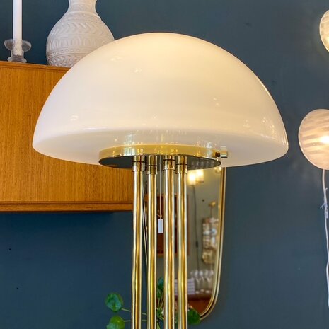 Vintage vloerlamp Glashütte Limburg messing met melkglas | Sprinkelhop 