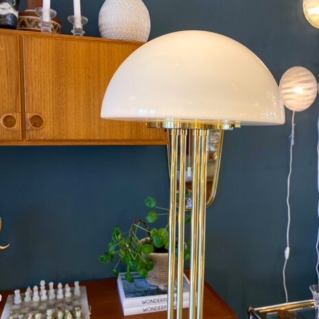 Vintage vloerlamp Glashütte Limburg messing met melkglas | Sprinkelhop 