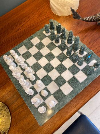 Vintage marmeren schaakspel groen-wit | Sprinkelhop