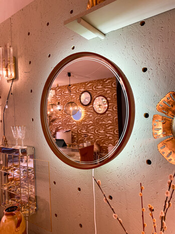 Vintage Hillebrand ronde spiegel teak met verlichting | Sprinkelhop