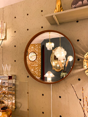 Vintage Hillebrand ronde spiegel teak met verlichting | Sprinkelhop