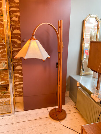 Deense Domus booglamp grenen 1970s | Sprinkelhop