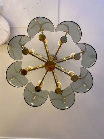 Vintage messing kroonluchter grijze rookglazen platen 1970s | Sprinkelhop