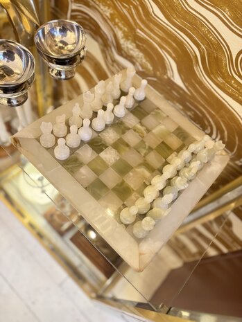 Vintage marmeren schaakspel wit onyx