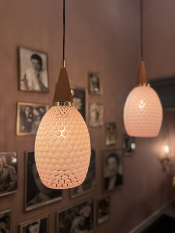 Jaren &#039;50 teak hanglamp met honeycomb glazen kelken | Sprinkelhop