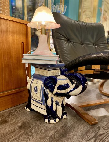 Vintage platentafel olifant keramiek wit blauw | Sprinkelhop