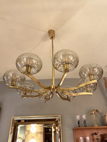 Jaren '70 messing kroonluchter met rookglazen bollen | Sprinkelhop