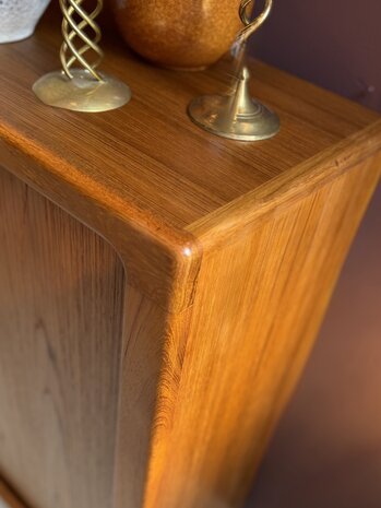 Silkeborg Deense vintage kast met tambour deuren | Sprinkelhop