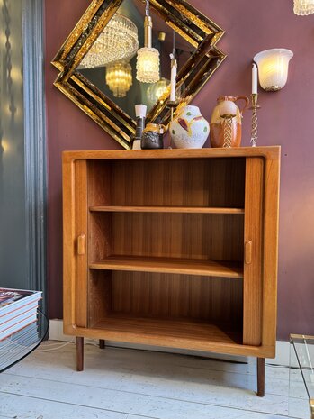 Silkeborg Deense vintage kast met tambour deuren | Sprinkelhop