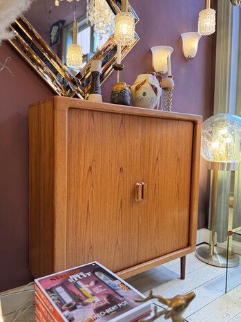 Silkeborg Deense vintage kast met tambour deuren | Sprinkelhop