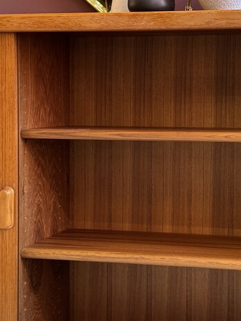 Silkeborg Deense vintage kast met tambour deuren
