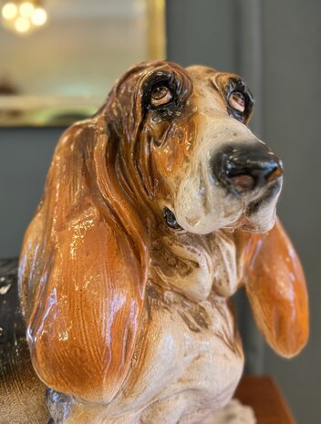 Vintage Italiaanse Maiolica keramieken basset hond XL | Sprinkelhop