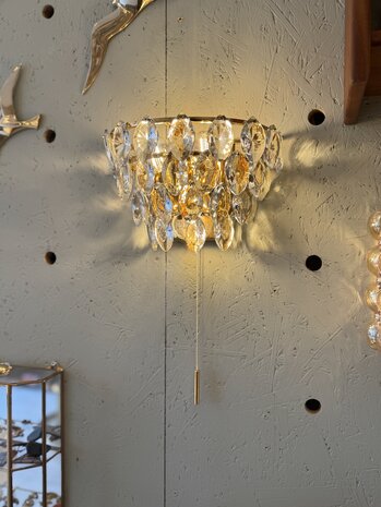 Vintage Schr&ouml;der &amp; Co messing kristallen wandlamp Hollywood Regency | Sprinkelhop