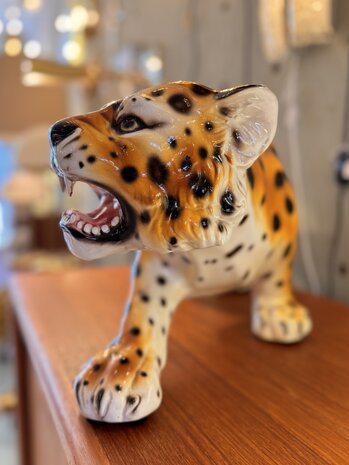 Jaren '80 Italiaanse porseleinen luipaard panter cheetah beeld | Sprinkelhop