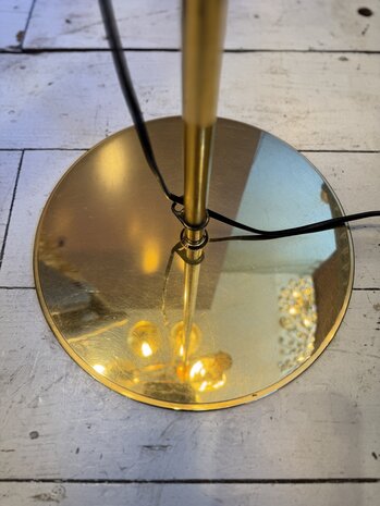 Viktor Frauenknecht voor Swiss Lamps messing haloprofil counter balanced vloerlamp | Sprinkelhop