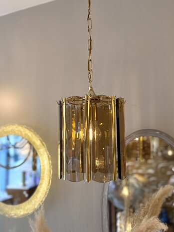 Vintage messing rookglazen platen hanglamp met goudkleurige hangers | Sprinkelhop