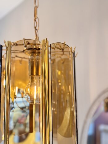Vintage messing rookglazen platen hanglamp met goudkleurige hangers | Sprinkelhop